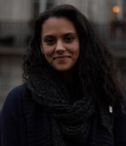 headshot of Carolina Meurkens