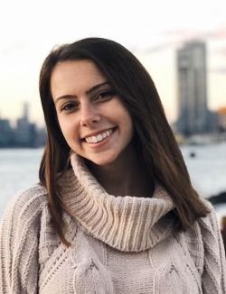 headshot of Mackenzie Roche