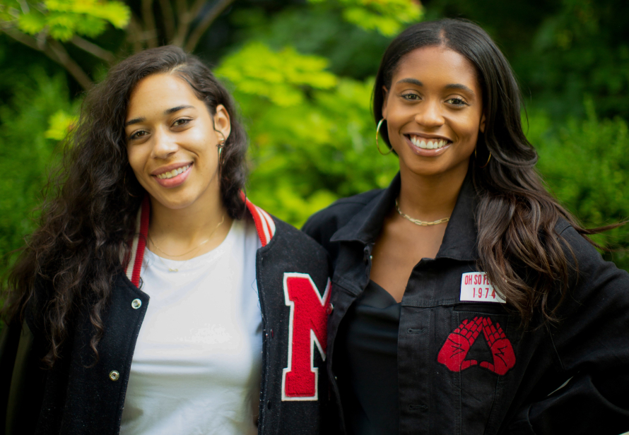 Chloe Pavlech '15 and Alexandra Givan '16