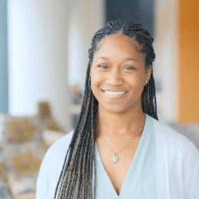 Nina Moore